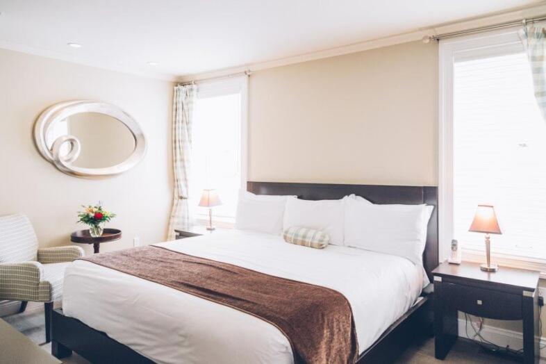 The Great George Hotel Шарлъттаун Екстериор снимка
