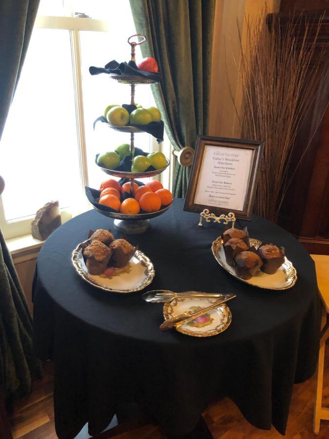 The Great George Hotel Шарлъттаун Екстериор снимка